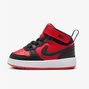 NEW, NIKE baby/toddler size 3C